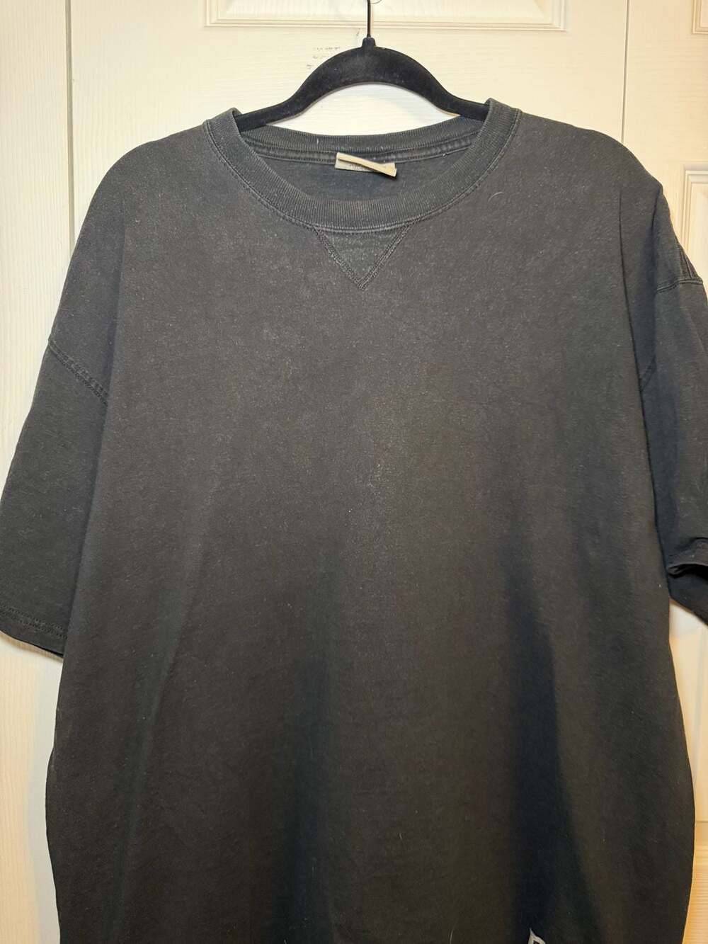 Russell Athletic Pro Cotton T-Shirt Size XL Black Short Sleeve V-Insert